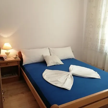 Apartments With A Parking Space Dramalj, Crikvenica - 5592 *