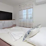 Apartment Apartments With Parking Space Dramalj, Crikvenica - 5592