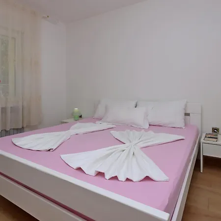 Apartmán With Parking Space - Crikvenica - 5592 Dramalj
