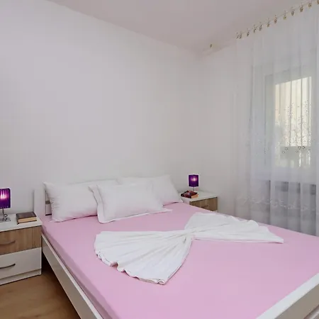 With Parking Space - Crikvenica - 5592