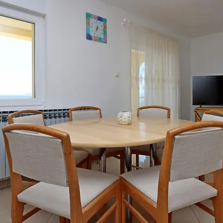 With Parking Space - Crikvenica - 5592 Apartmán *