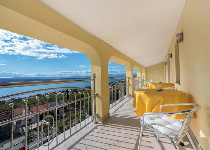 Apartments With Parking Space Dramalj - Crikvenica - 5592
