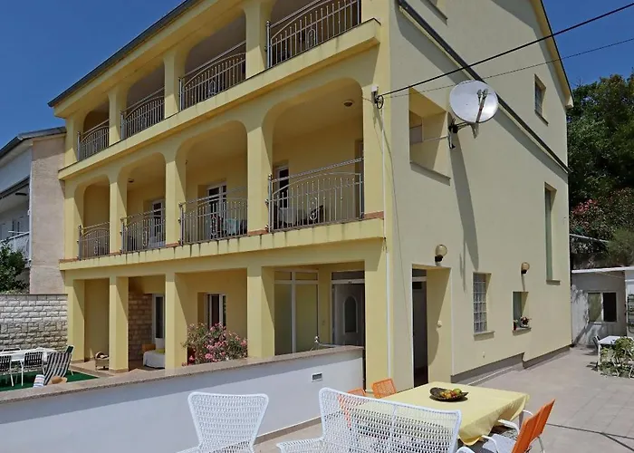 Apartment Apartments With Parking Space Dramalj - Crikvenica - 5592 *