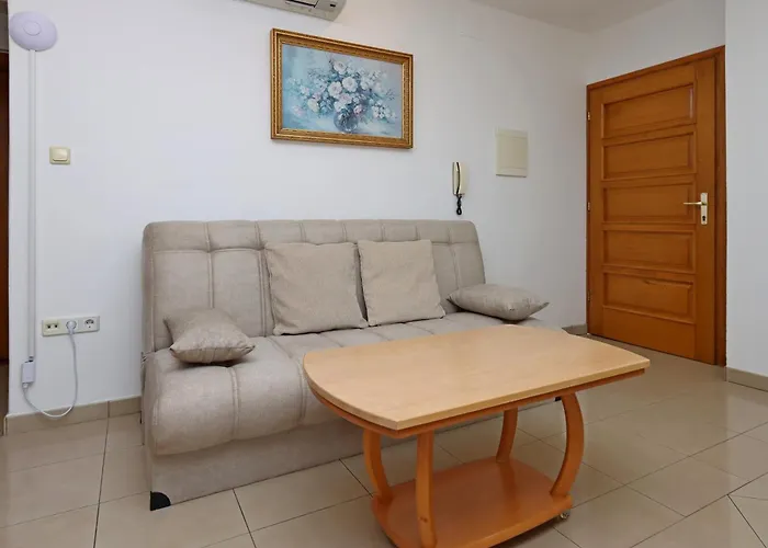 With Parking Space - Crikvenica - 5592