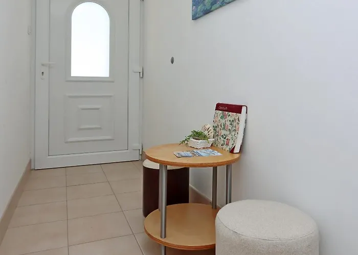 Apartments With Parking Space Dramalj - Crikvenica - 5592 * Dramalj